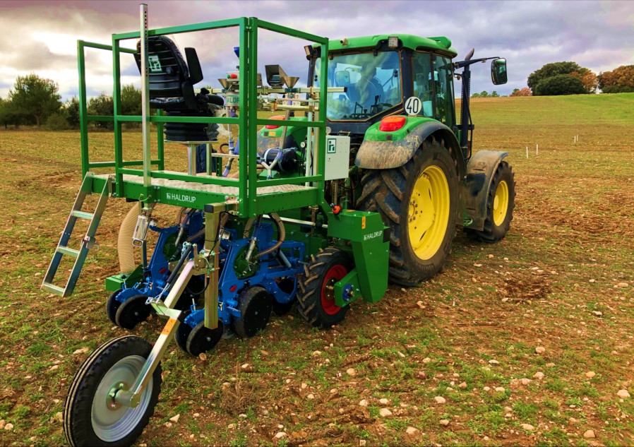 Plot seeders,Haldrup USA Plot Seeder SP-30, Haldrup Plot seeders in USA, Plot seeders for field research, HALDRUP SP-30
